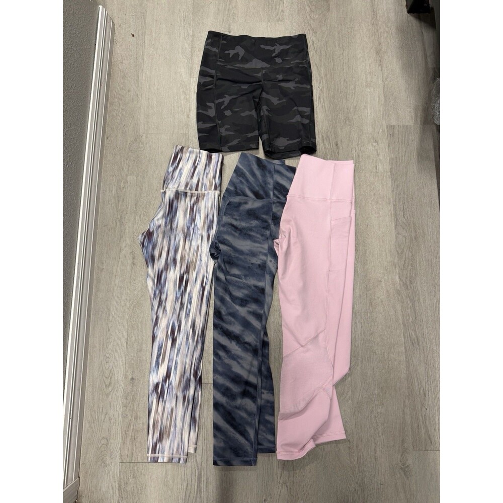 Athleta Leggings Lot Of 4 Womens Size Small Salutation Stash /Stash Pocket Short